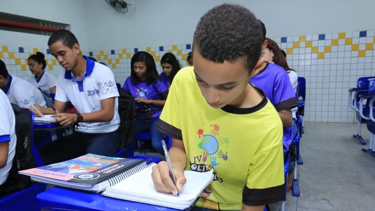 Pré-matrícula online para novatos da rede estadual começa nesta sexta-feira (8)