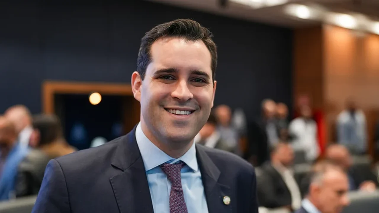 Prefeitura anuncia operação Tolerância Zero contra comércio ambulante na orla
