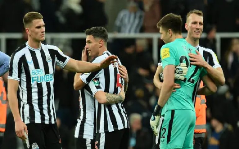 Newcastle vence na volta de Bruno Guimarães e avança na Copa da Liga Inglesa