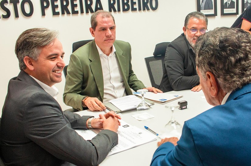 Junta Comercial aprova regimento para avanço organizacional da autarquia