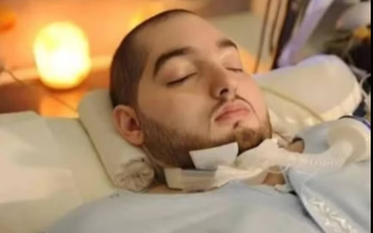 Príncipe adormecido da Arábia Saudita morre após 20 anos em coma