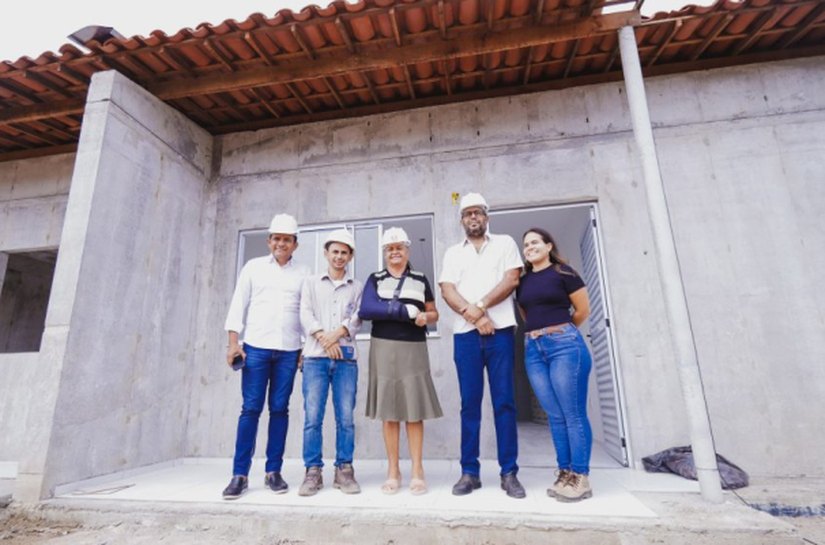 Obras de residenciais na Vila João XXII avançam em Palmeira dos Índios