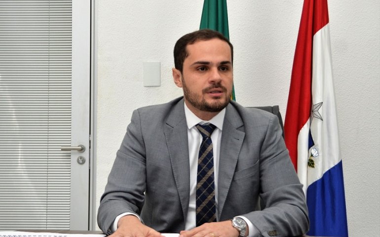AL aciona Justiça para reaver R$ 4,4 milhões repassados para aquisição de respiradores