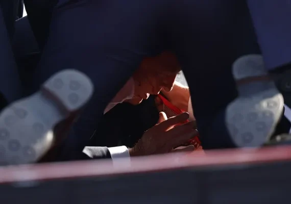 Ligação de Biden com Trump após tentativa de assassinato foi 'breve e respeitosa'