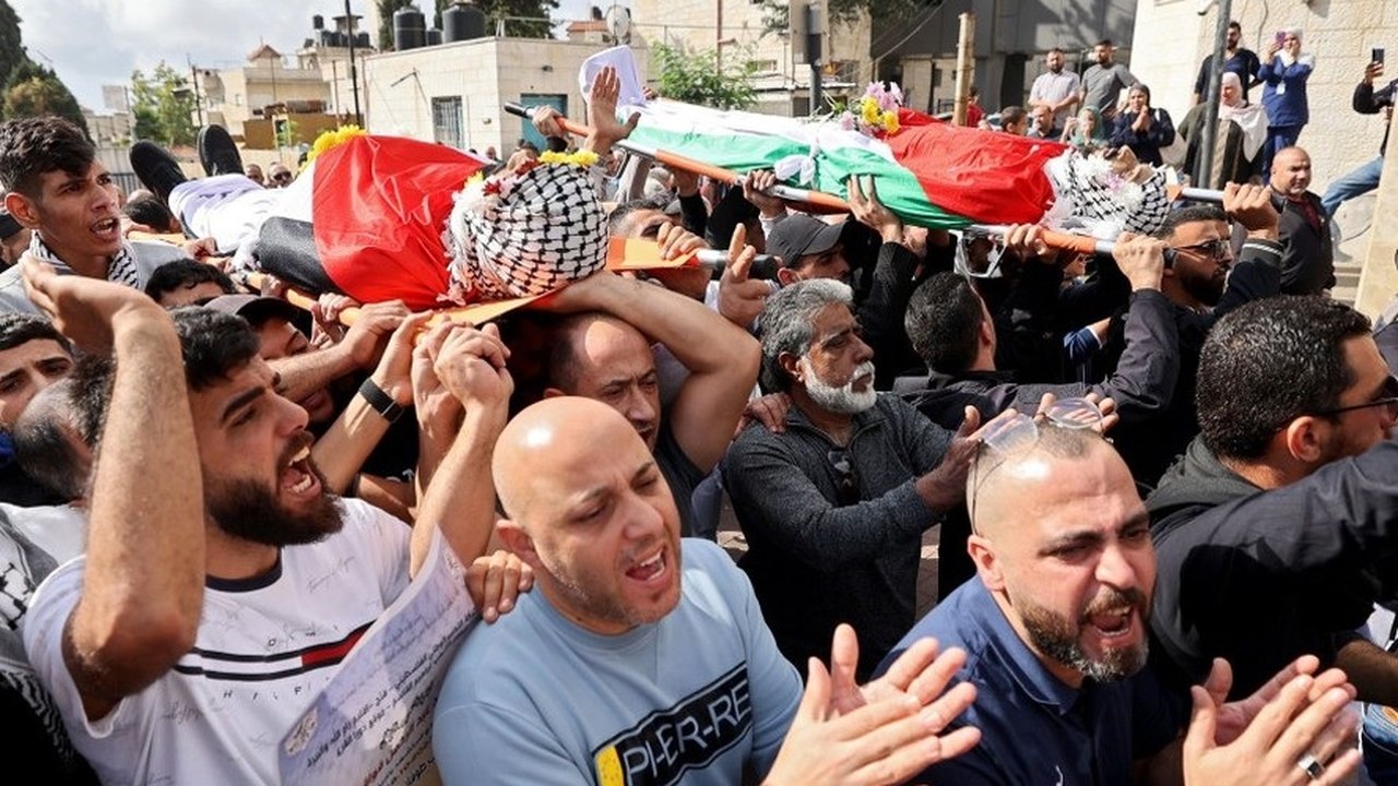 Três mortos após ataque israelense perto de campo de refugiados na Cisjordânia