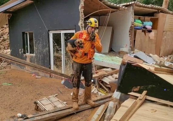 Justiça autoriza remoção forçada em áreas de risco