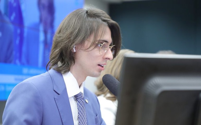 Projeto cria regras para combater e prevenir a obesidade, com foco em criança e adolescente