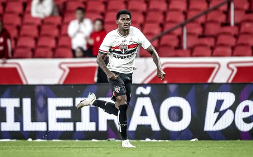 São Paulo arma saída de joia por 10 milhões de euros e segue 'vendas baratas' para sanar dívida