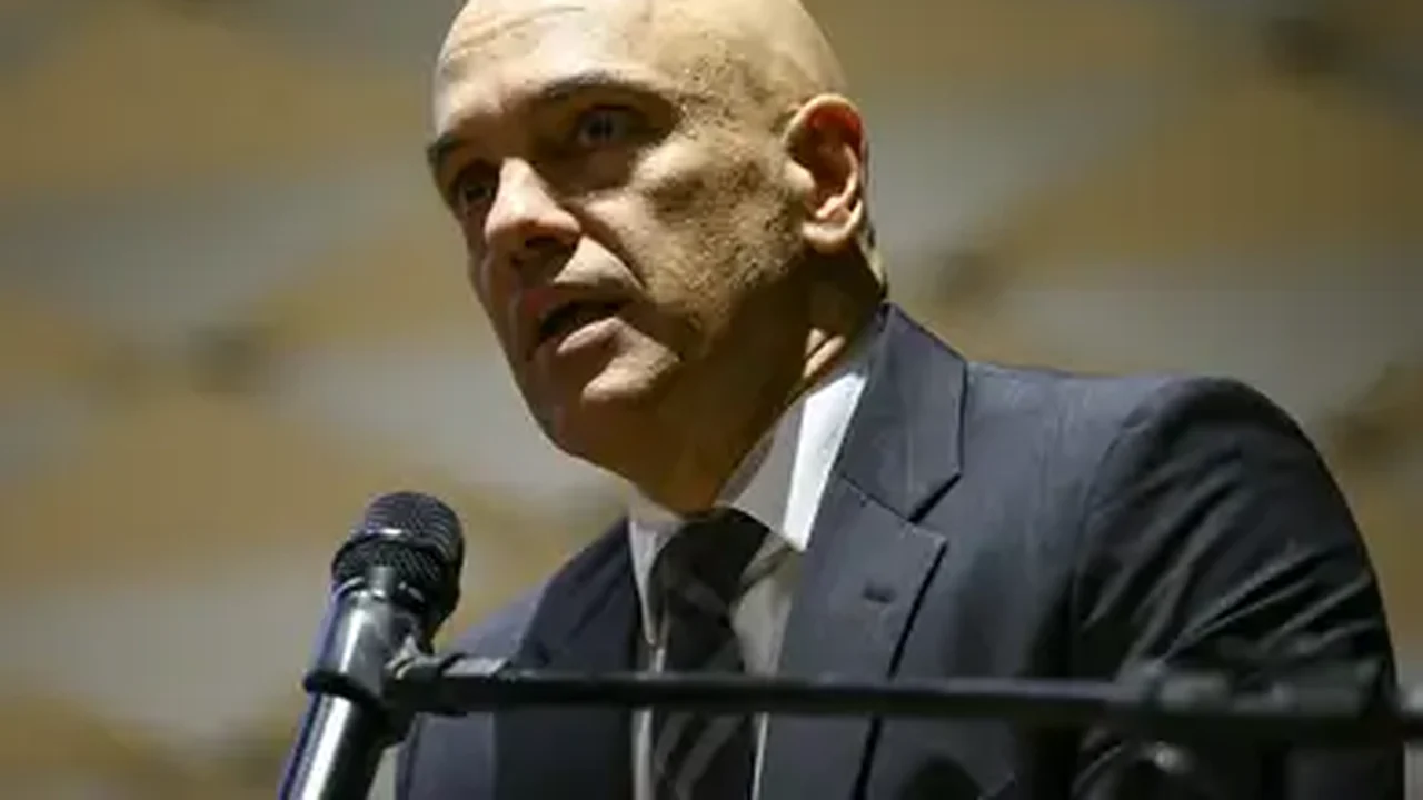 Moraes abre inquérito sobre crime organizado no Rio e cobra informações da PF