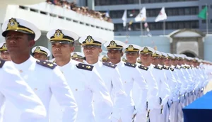Marinha abre concurso com 83 vagas para nível superior