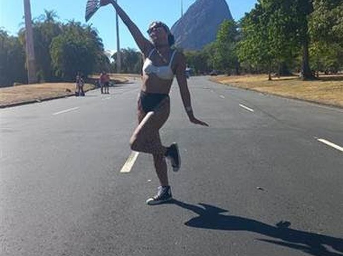 Caia na folia sem sair do orçamento: confira dicas da Caixa para economizar no Carnaval