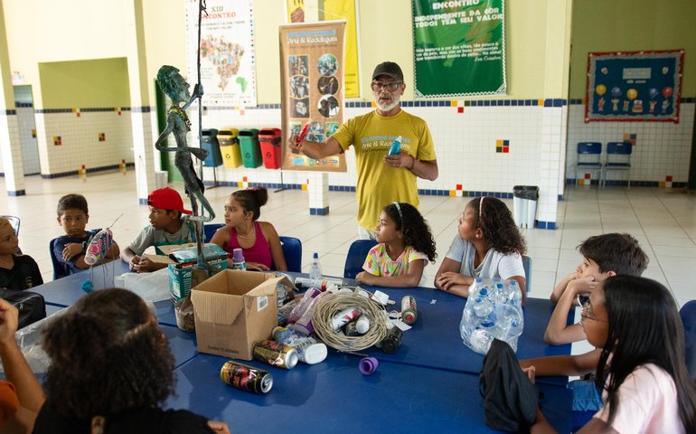 Projeto de Arte e reciclagem iniciou no último final de semana, oficinas voltadas para crianças de comunidade quilombola