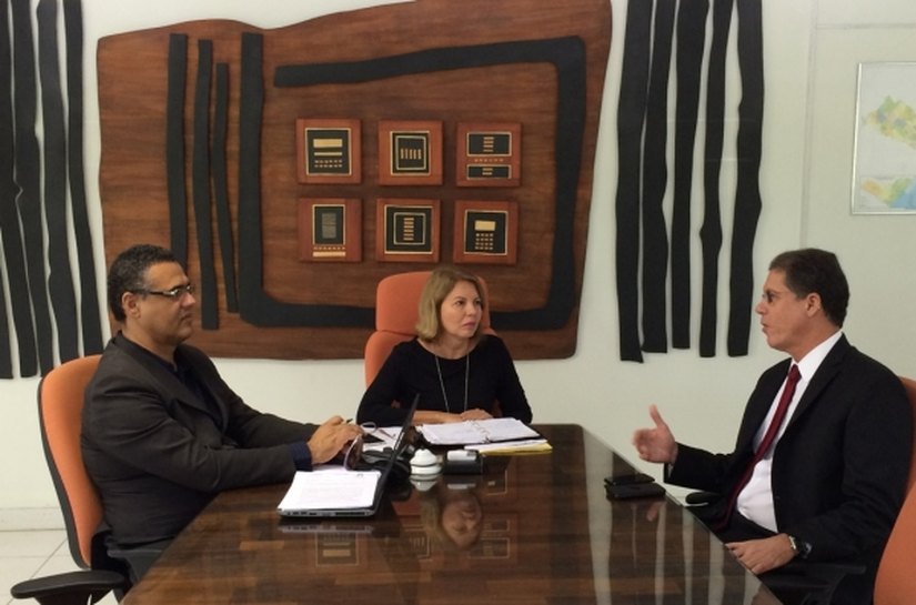 Seades e Ufal discutem parcerias para capacitação e apoio à primeira infância