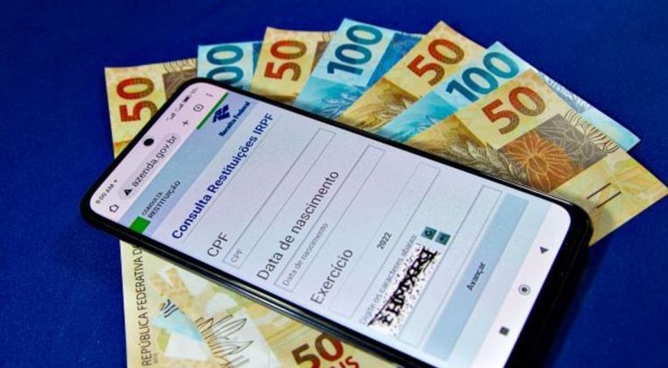 Imposto de Renda 2022: Receita libera consulta ao quarto lote de restituição nesta quarta-feira / Foto: Foto: Adriana Toffeti/Ato Press/Estadão