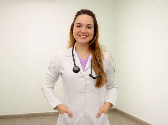 Médica do Hospital Dr. Ib Gatto Falcão destaca que diagnóstico precoce do câncer colorretal aumenta chances de cura