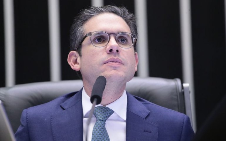 Motta cria comissão especial para analisar PEC da Segurança Pública