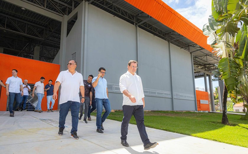 Complexo poliesportivo do Parque Ceci Cunha será inaugurado com Bello Soares e Falcão, os Reis do Futvôlei e Futsal