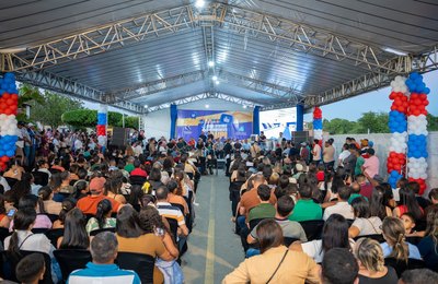 Traipu inaugura pavimentações e autoriza novas obras de infraestrutura em parceria com a Codevasf