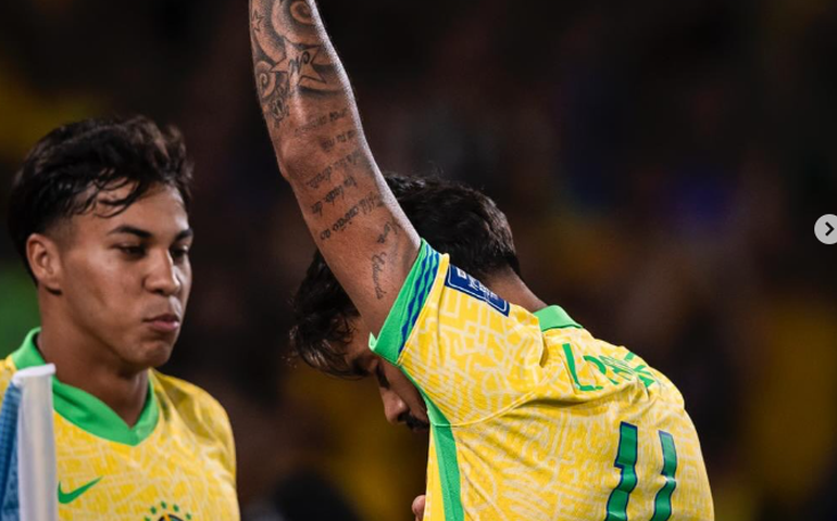 Paquetá celebra poder voltar a jogar 'futebol leve' e Luiz Henrique exalta 'alegria' na seleção