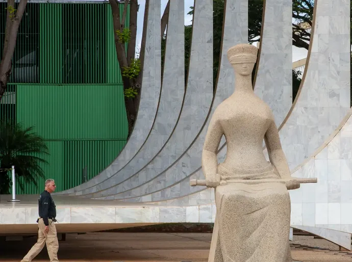 Defesa de Jair Bolsonaro volta a pedir prisão domiciliar