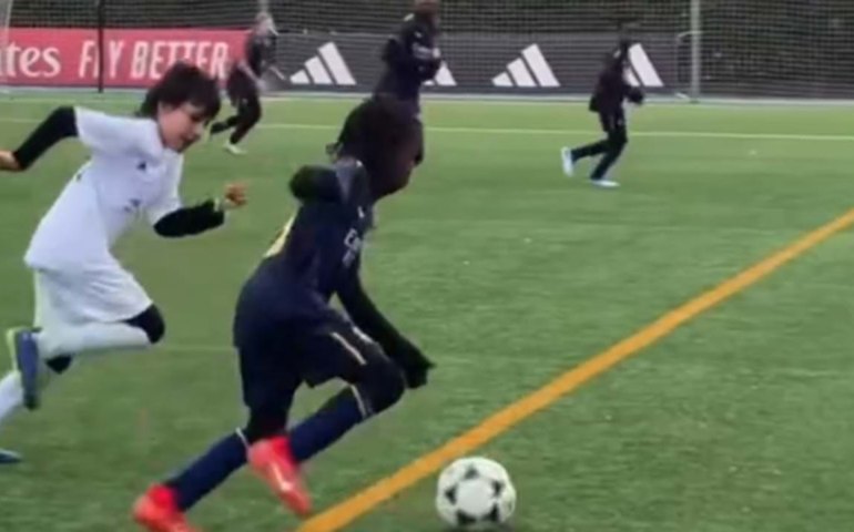 Afilhado de Usain Bolt brilha em treino e entra na mira do Real Madrid: 'Rápido como o tio'; vídeos