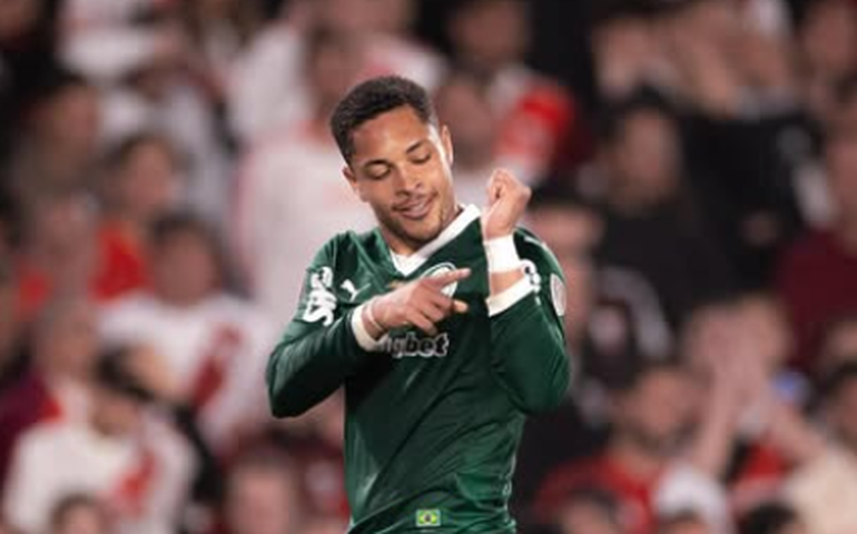 Vitor Roque é exaltado por jornal espanhol após vitória do Palmeiras sobre o River: 'Vale ouro'