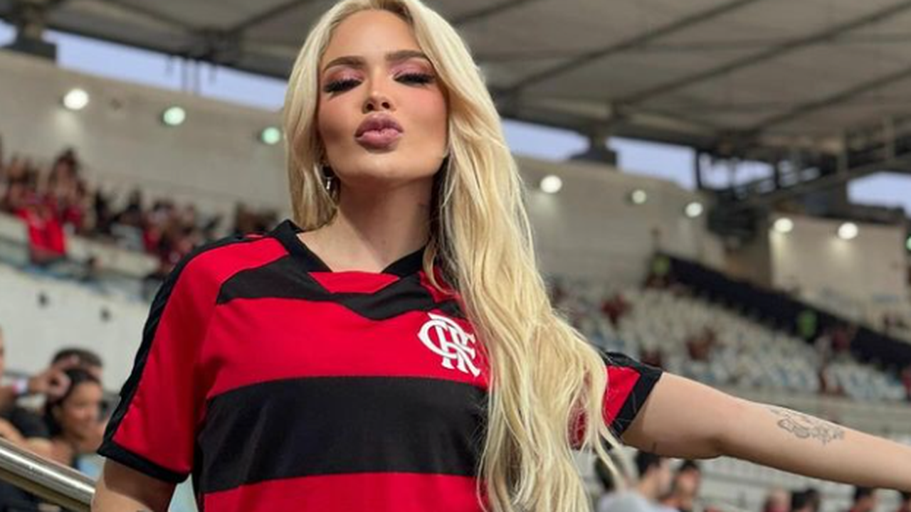 Karoline Lima vai ao Maracanã e vê namorado Léo Pereira marcar gol da vitória do Flamengo