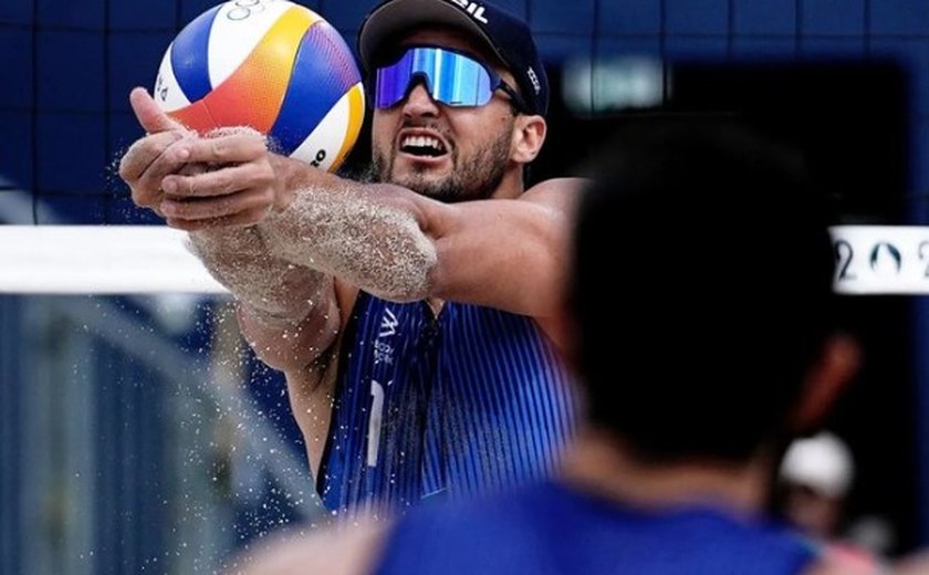 André e George perdem duelo direto e fecham fase de grupos em 3º no vôlei de praia na Olimpíada