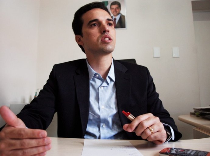 Prefeitura de Maceió convoca servidores para recadastramento