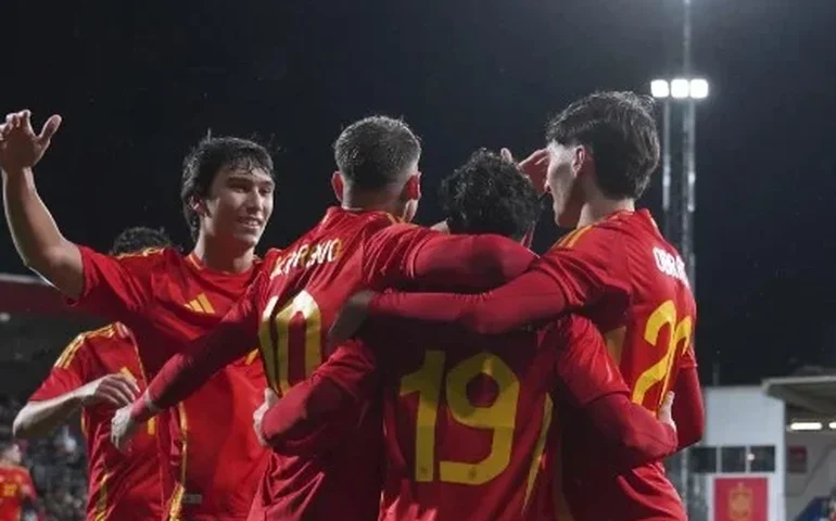 Espanha e outras três seleções podem garantir vaga na Copa do Mundo neste sábado