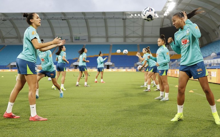 Com indicadas a prêmio da Fifa, Brasil revê Austrália em amistoso