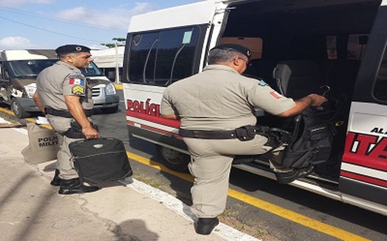 Policiais militares seguem reforçando o policiamento nos dois últimos dias de carnaval