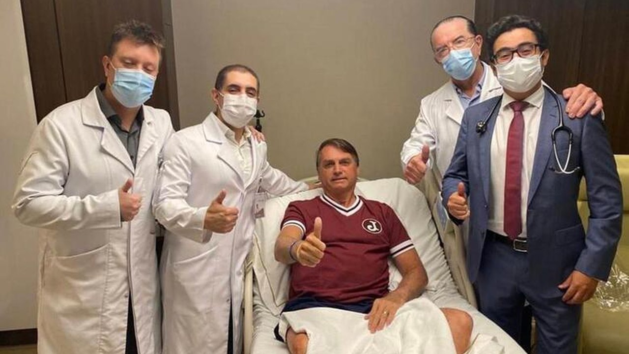 Bolsonaro é atendido no Hospital das Forças Armadas com dores abdominais