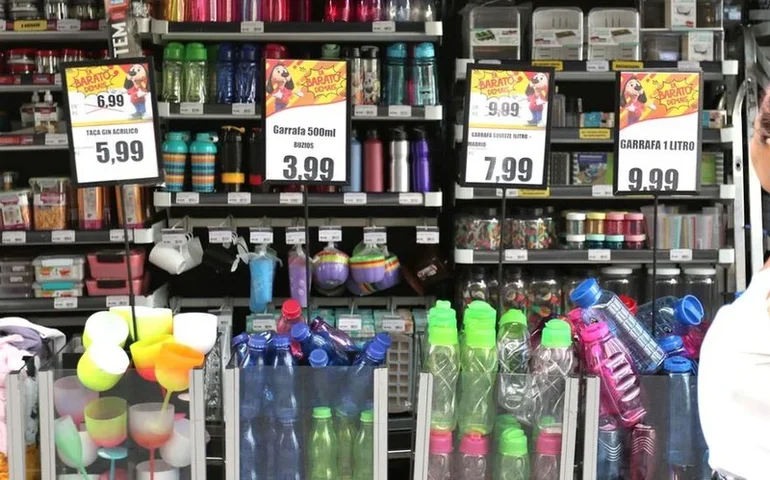 Vendas do varejo crescem 0,6% em março no comparativo anual, aponta ICVA