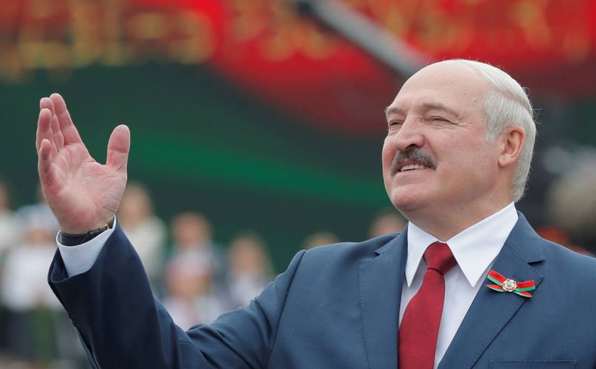 Alexander Lukashenko é reeleito na Bielo-Rússia, diz comissão eleitoral