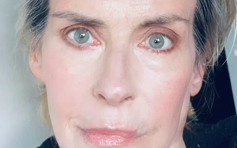 Annabel Schofield, atriz de 'Dallas' e modelo dos anos 80, morre aos 62 anos em Los Angeles