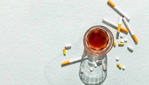 bebidas e antidepressivos / Foto: Foto: Freepik/ Ilustrativa