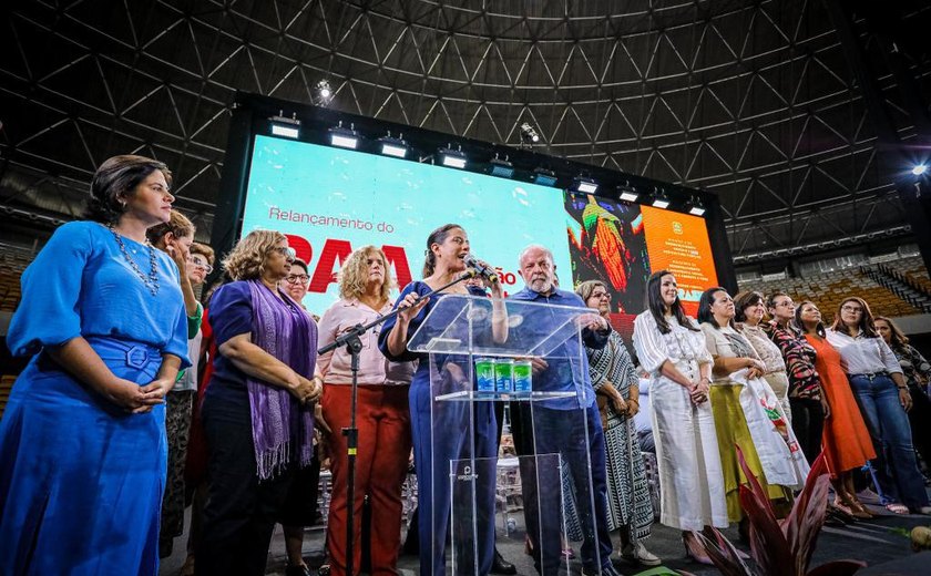 Ato de Lula no Recife é marcado por cobranças do Piso da Enfermagem