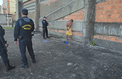 Guarda Municipal prende em flagrante homem suspeito de assalto no Centro de Maceió