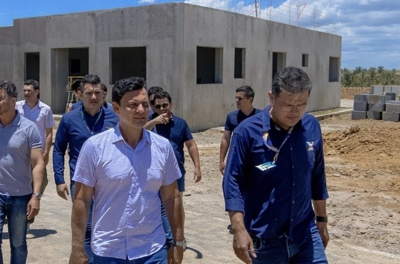 Prefeito Marcelo Beltrão realiza visita técnica com a Caixa às obras de 400 casas do Minha Casa, Minha Vida