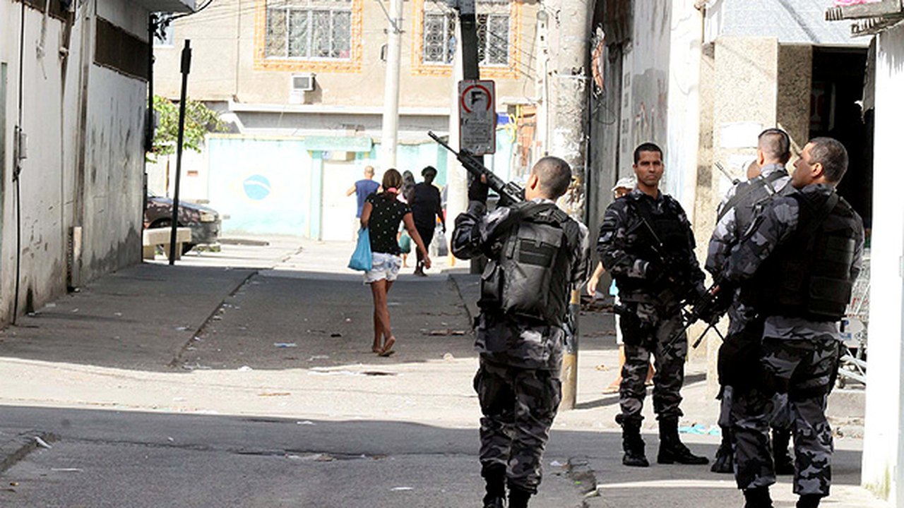 Escolas e creches municipais suspendem aulas na Cidade de Deus
