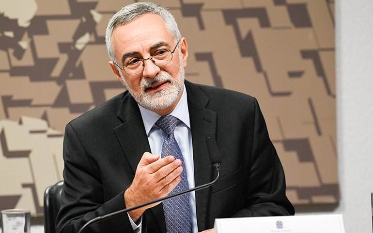 Brasil chama embaixador em Buenos Aires para discutir relação com governo Milei