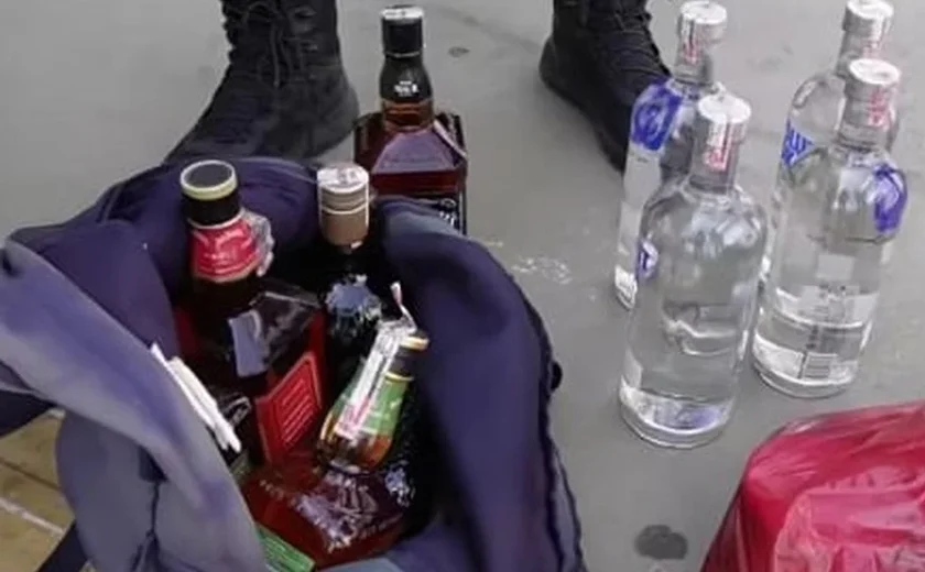 Dupla é presa após furtar bebidas, alimentos e roupas de supermercado em União dos Palmares