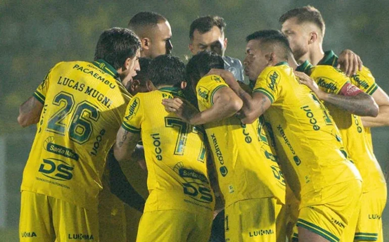 Mirassol perde invencibilidade em casa após derrota para o Coritiba