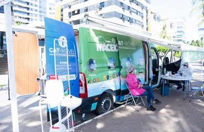 Prefeitura de Maceió retoma vacinação no CAT Móvel