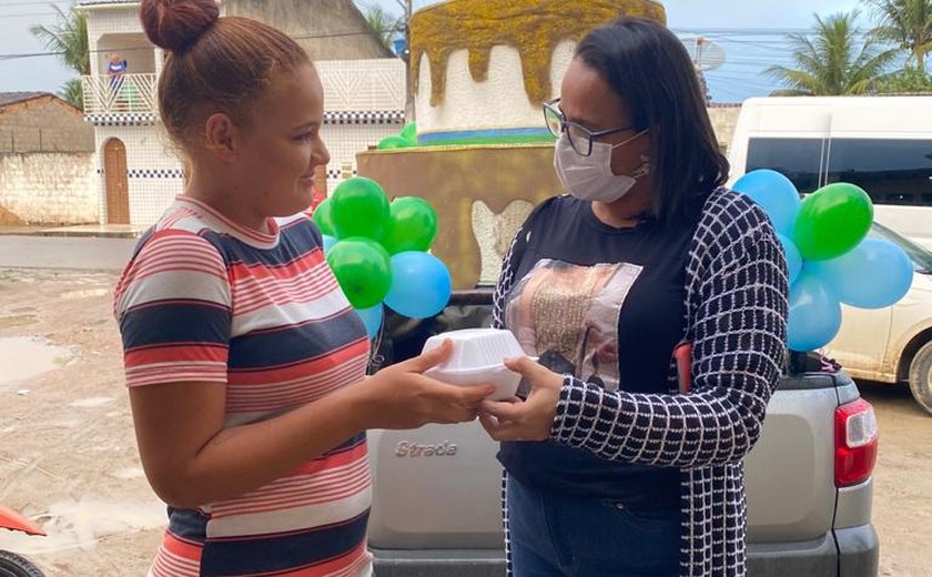 CRAS de Anadia promove homenagem em alusão aos 220 anos