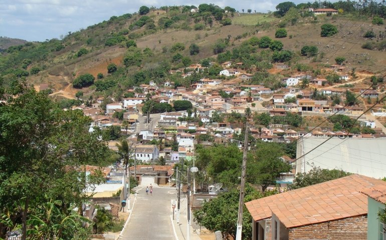 Homem é preso acusado de estuprar sobrinha de 9 Anos em Água Branca