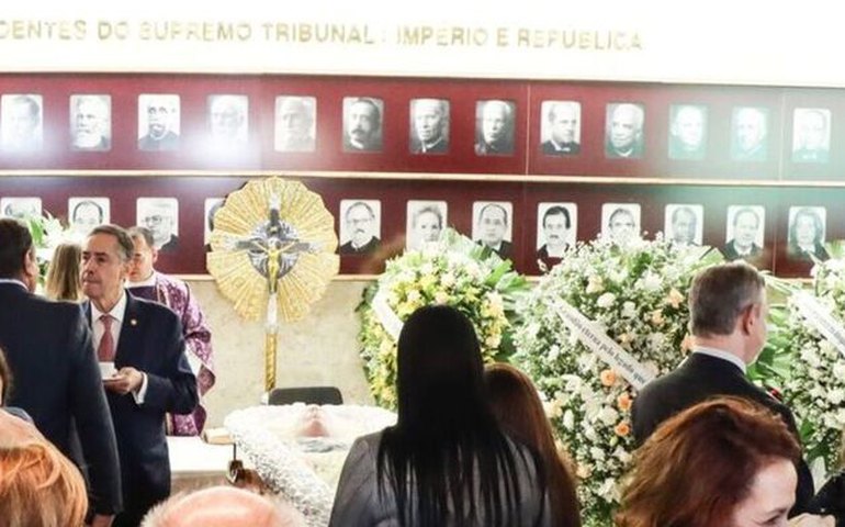 Com presença de Barroso e Fachin, corpo de ministro aposentado Moreira Alves é velado no STF