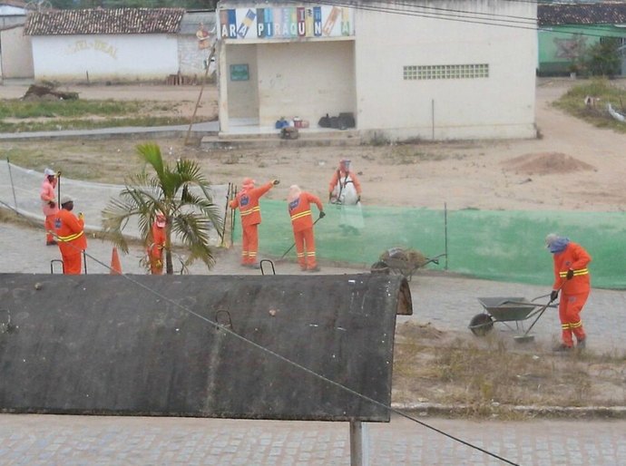 Mutirão de limpeza chega a mais três bairros de Arapiraca
