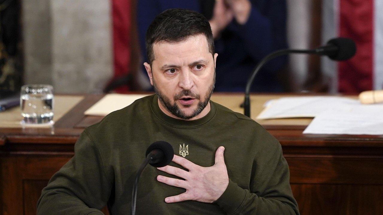 Zelenski busca apoio europeu em defesa aérea para a Ucrânia em reunião em Paris